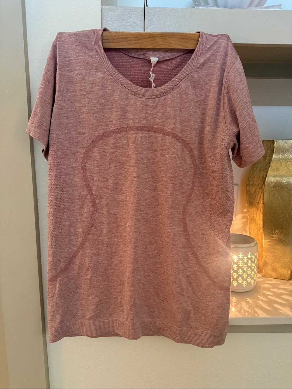 lululemon athletica Short Sleeve Swiftly Tech Top - Dusty Rose Heather - Picture 1 of 6